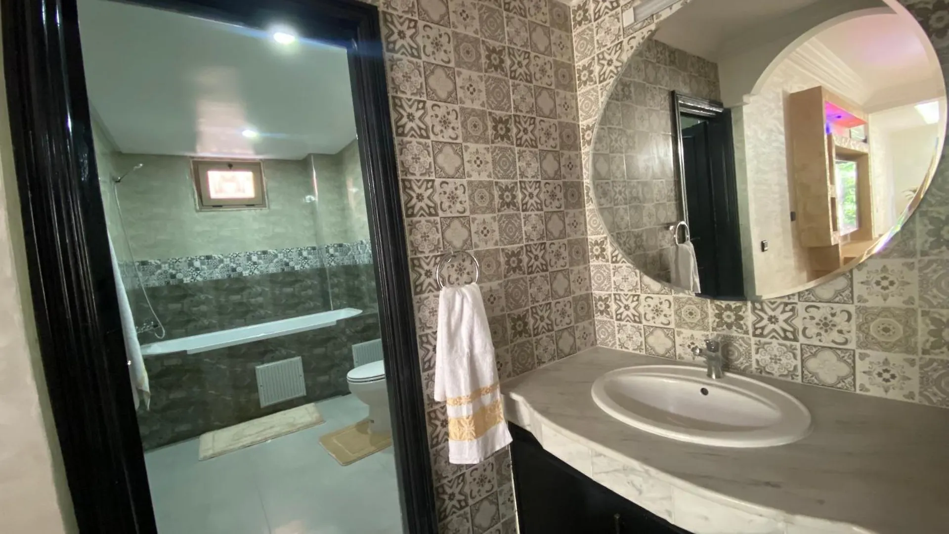 Villa & Appartement In Marrakesh, Riad Essalam